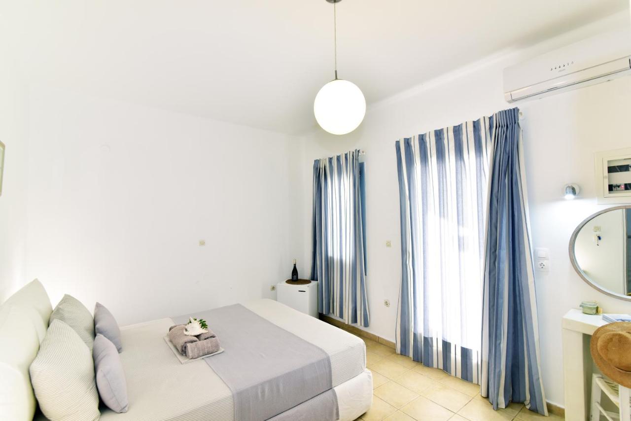 Thomas Apartments Katapola - Chora Екстер'єр фото