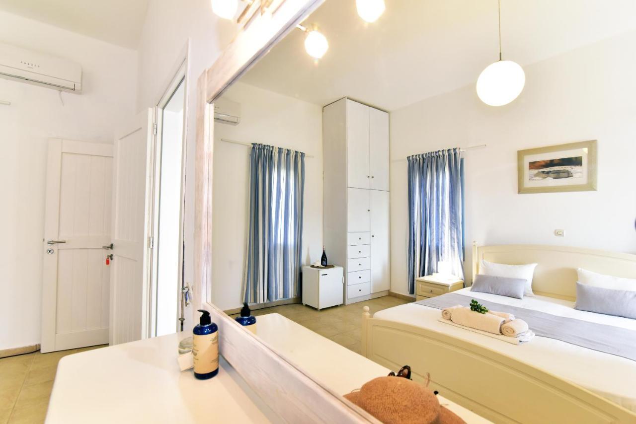 Thomas Apartments Katapola - Chora Екстер'єр фото