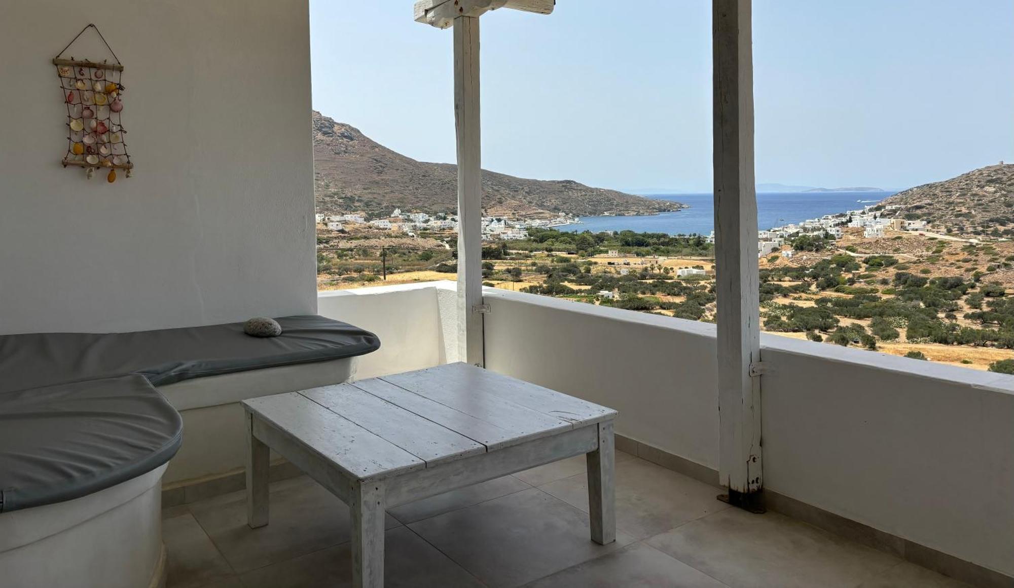 Thomas Apartments Katapola - Chora Екстер'єр фото