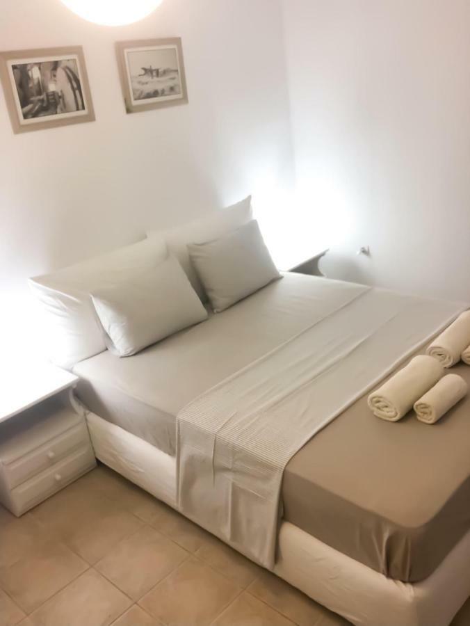 Thomas Apartments Katapola - Chora Екстер'єр фото