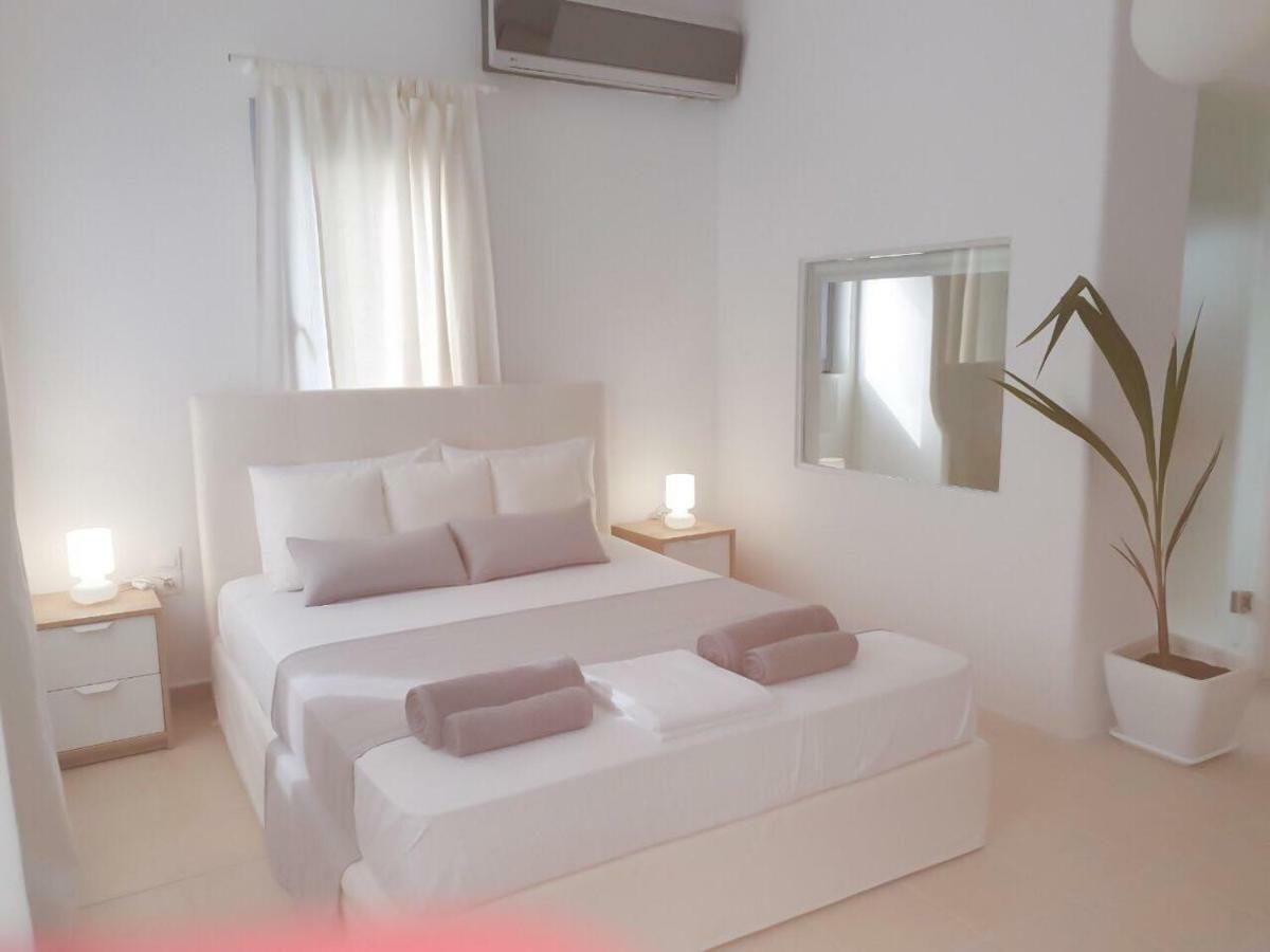 Thomas Apartments Katapola - Chora Екстер'єр фото